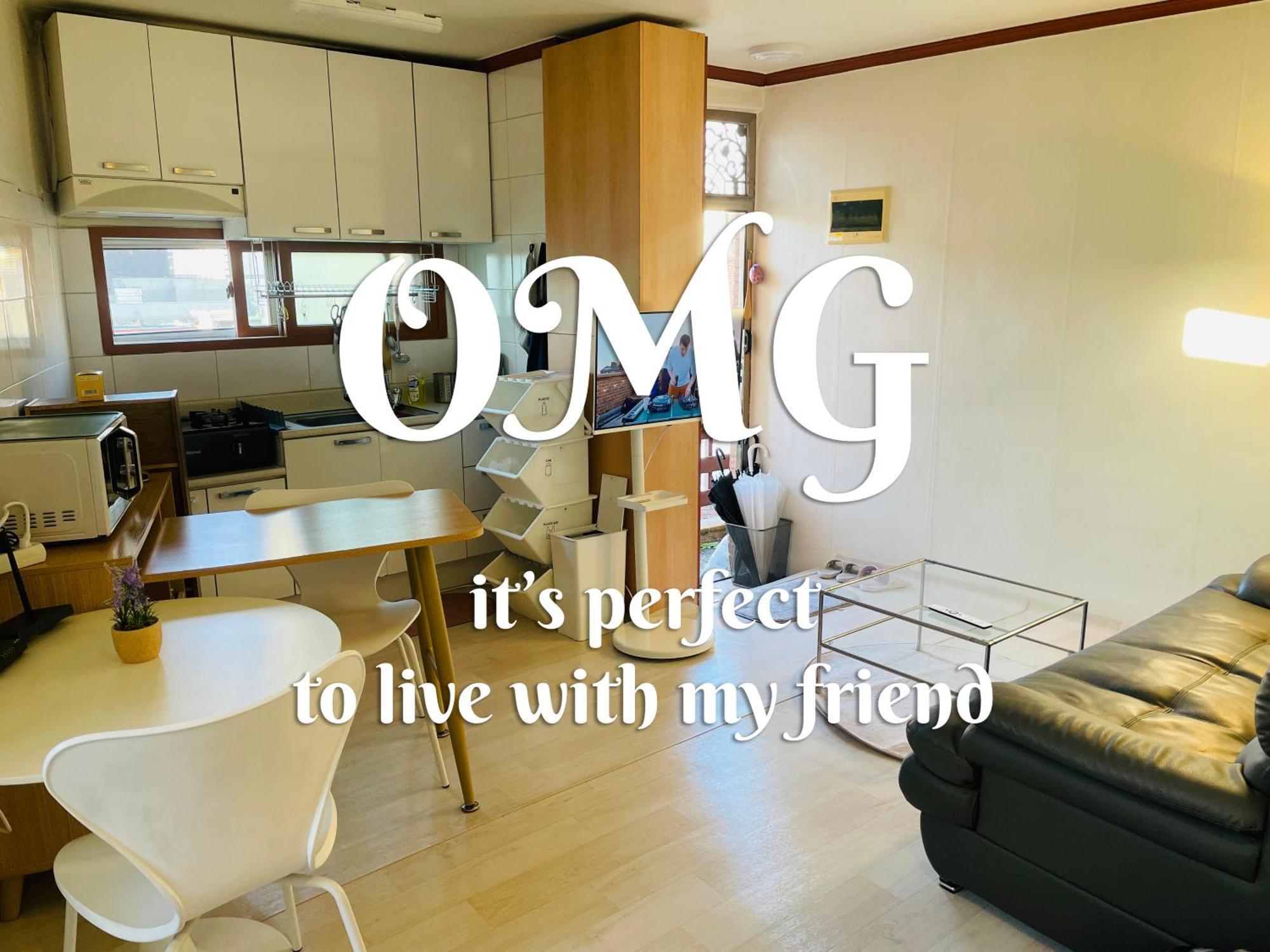 Two Bedroom With Living In Sinchon Apartment Seoul
